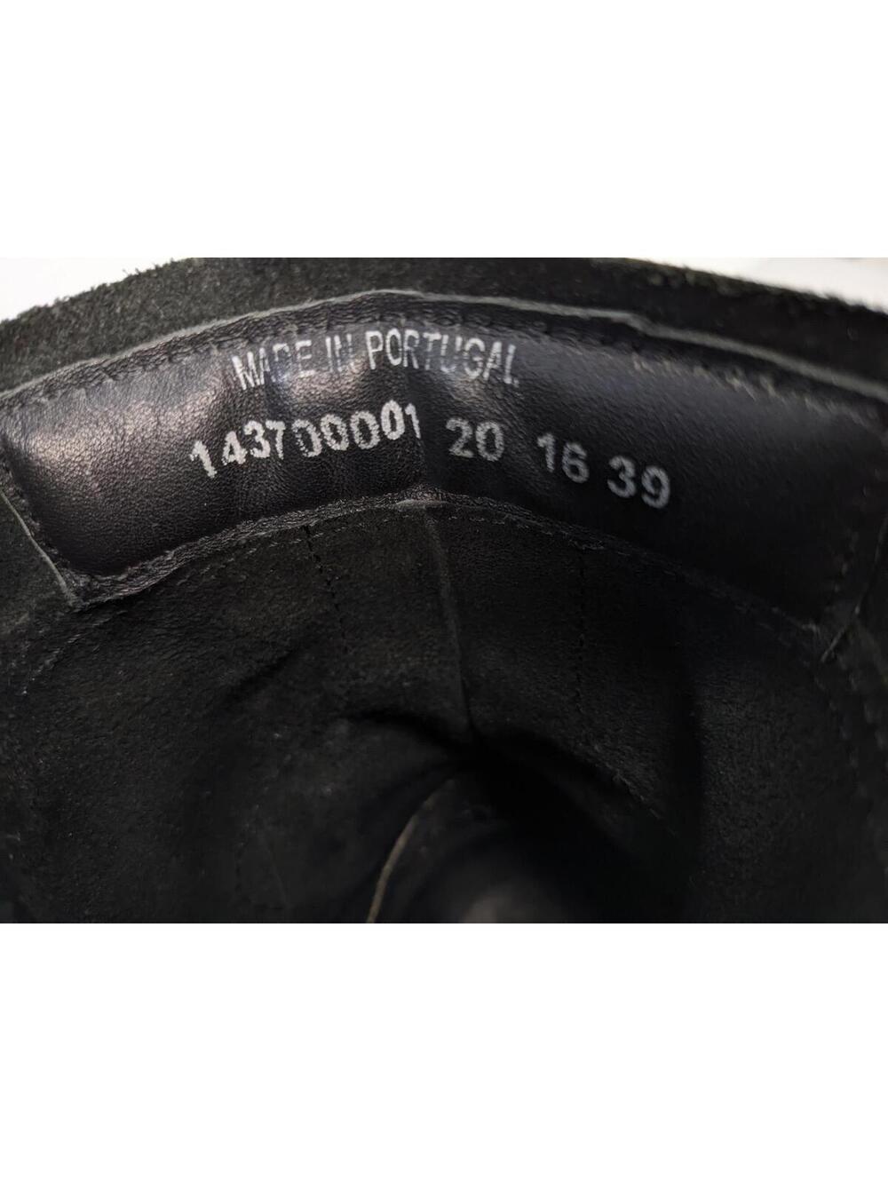 FLY LONDON distressed Leather Short SELI700 ENGINEER boot w oxblood/brown strap. - Picture 11 of 11